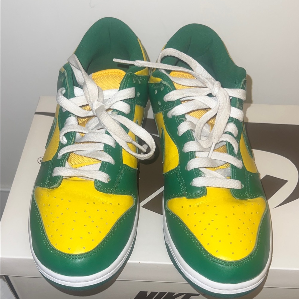 Nike Men's Sneakers in Green and Yellow